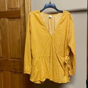 Gold/yellow wrap blouse, old navy brand size XL.